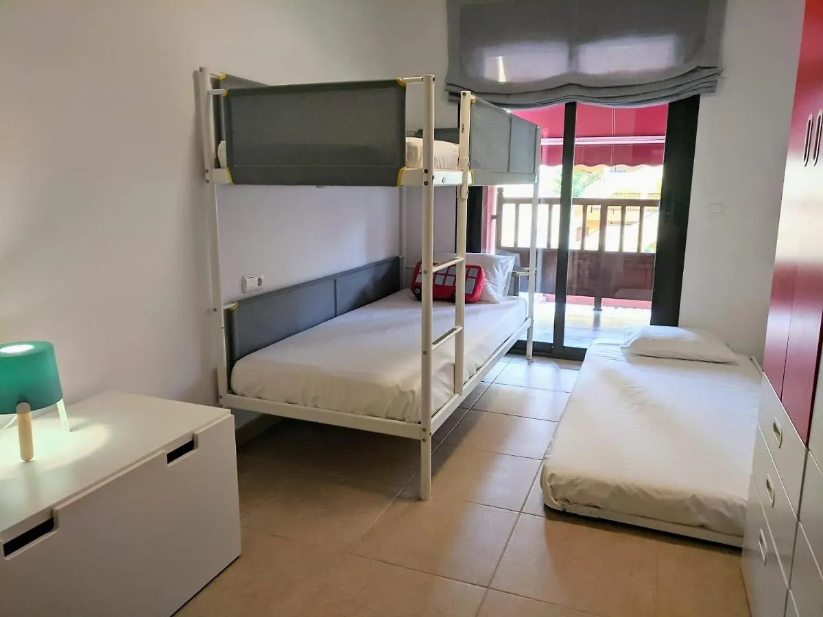 Espacioso apartamento de 2 dormitorios Palm-mar 0*,  España