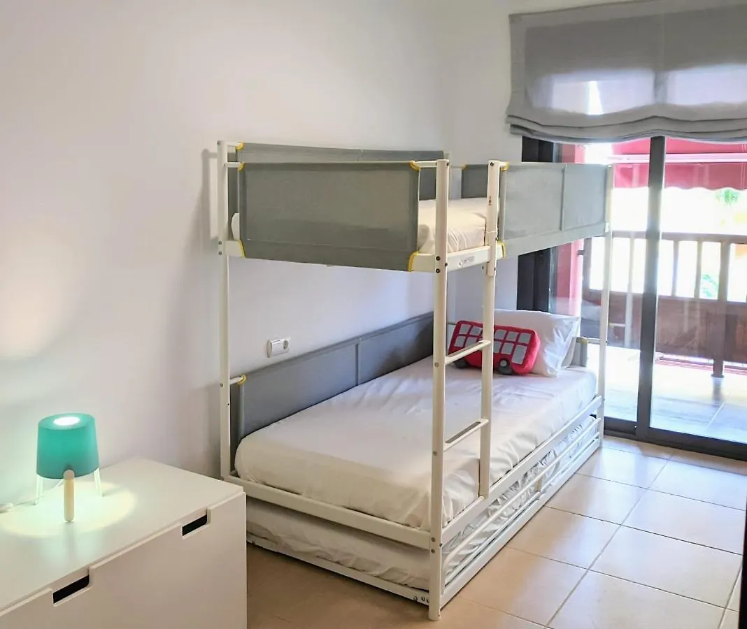 Espacioso apartamento de 2 dormitorios Palm-mar