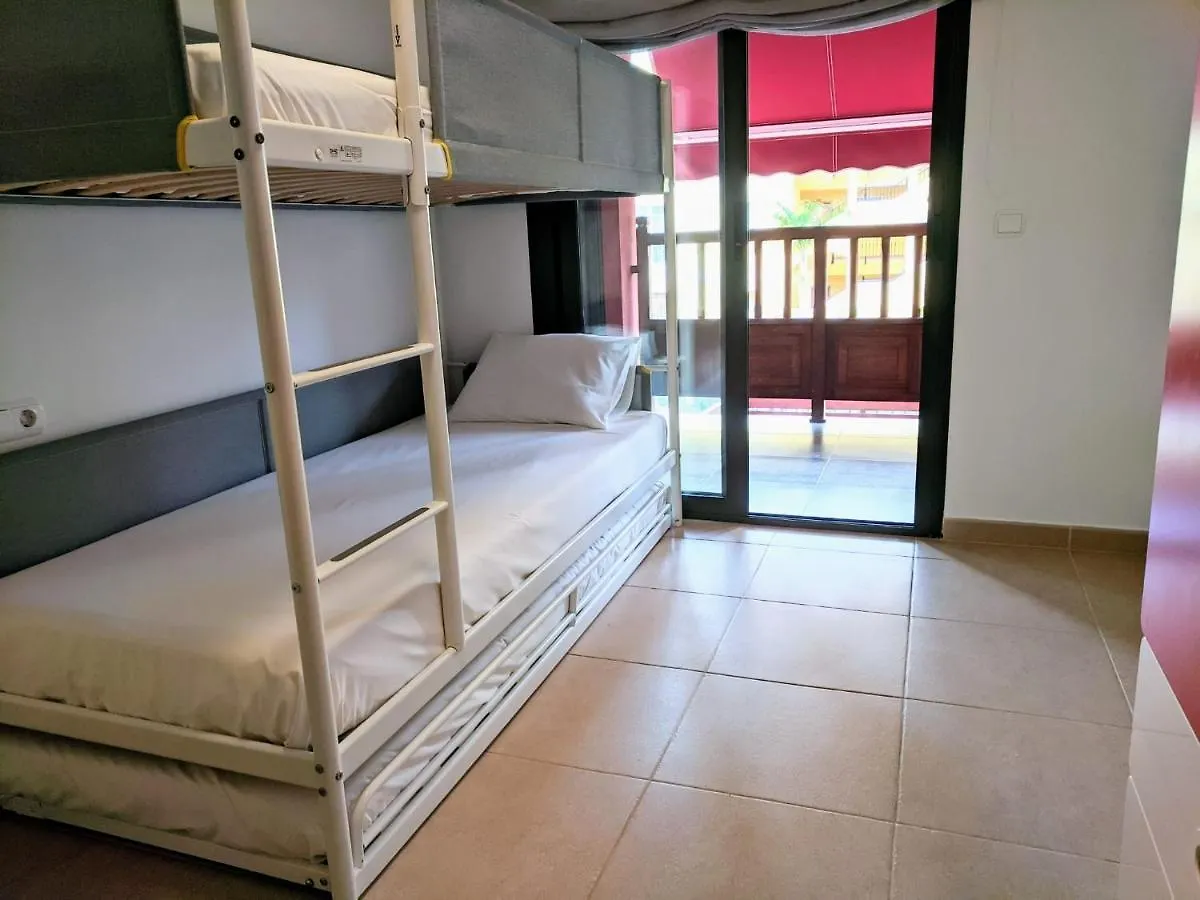 Espacioso apartamento de 2 dormitorios Palm-mar